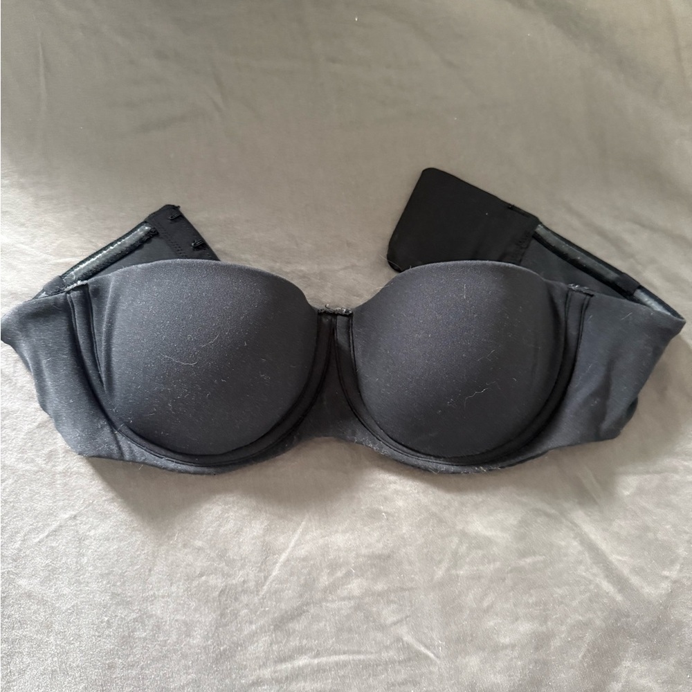 SKIMS Black Bra